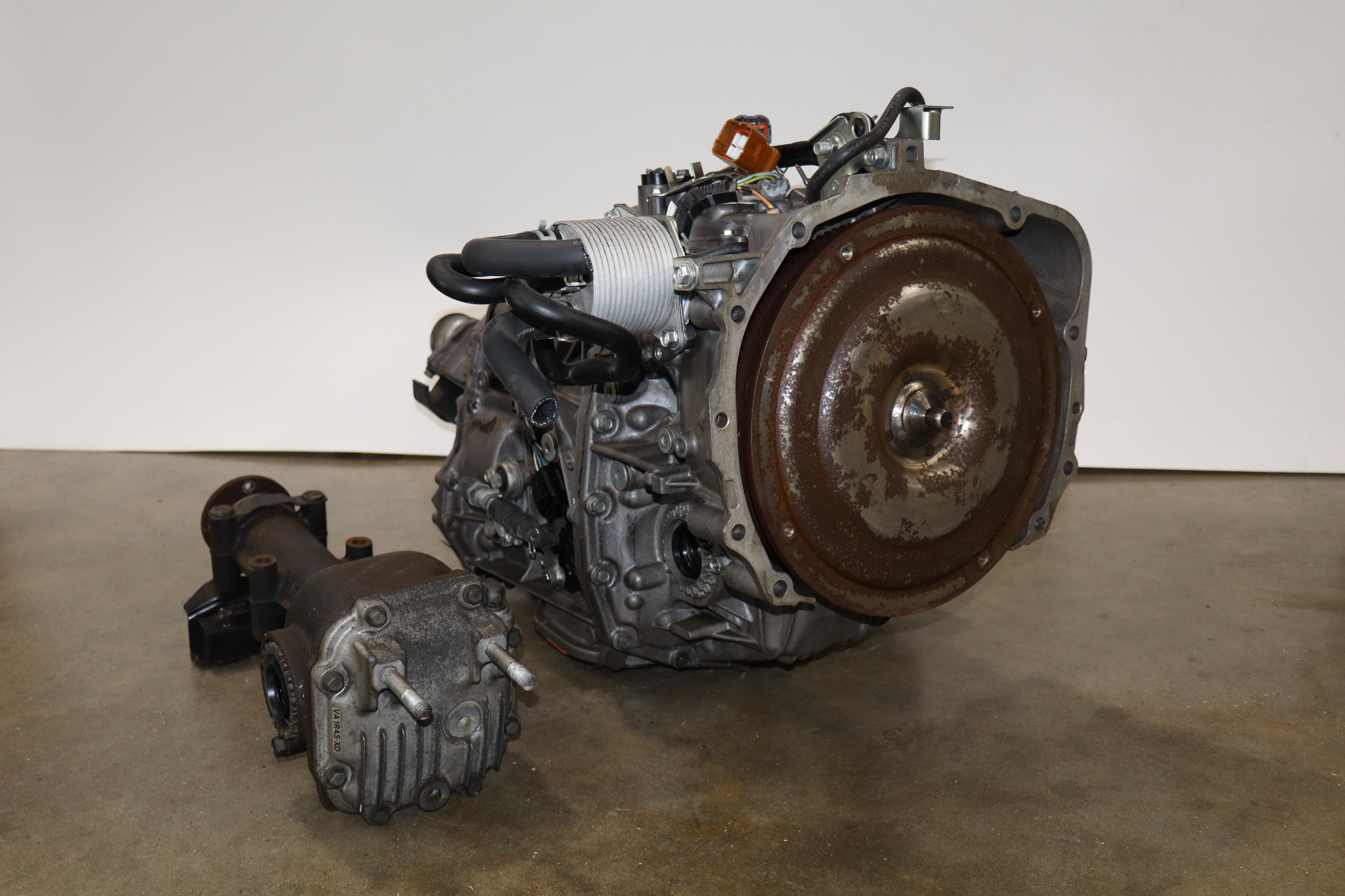 JDM 2014-2018 SUBARU FORESTER 2.5L AUTOMATIC CVT TRANSMISSION & REAR DIFFERENTIAL FB25