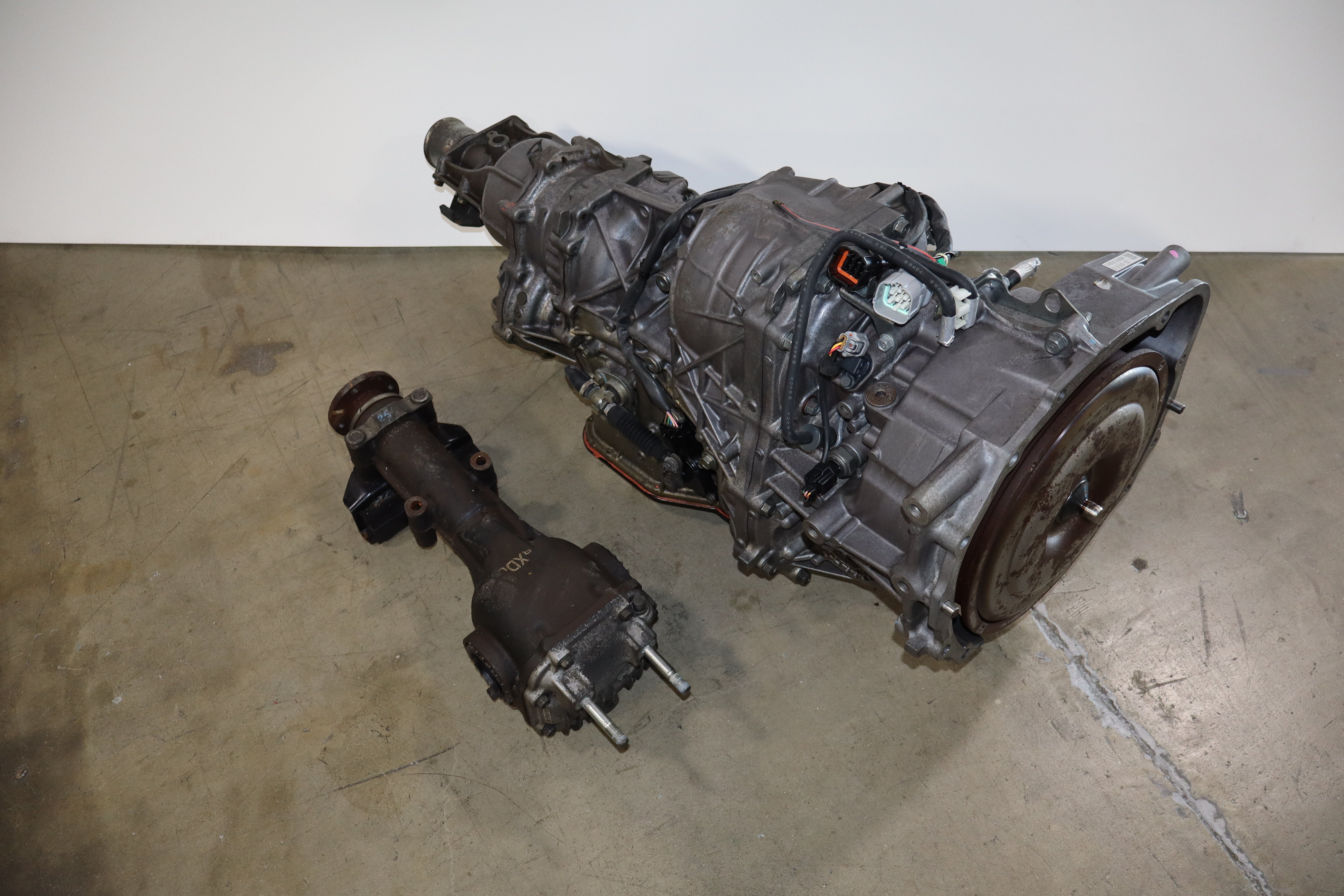 JDM 2010 2011 2012 Subaru Legacy Outback 2.5L AWD CVT Transmission & Rear Differential