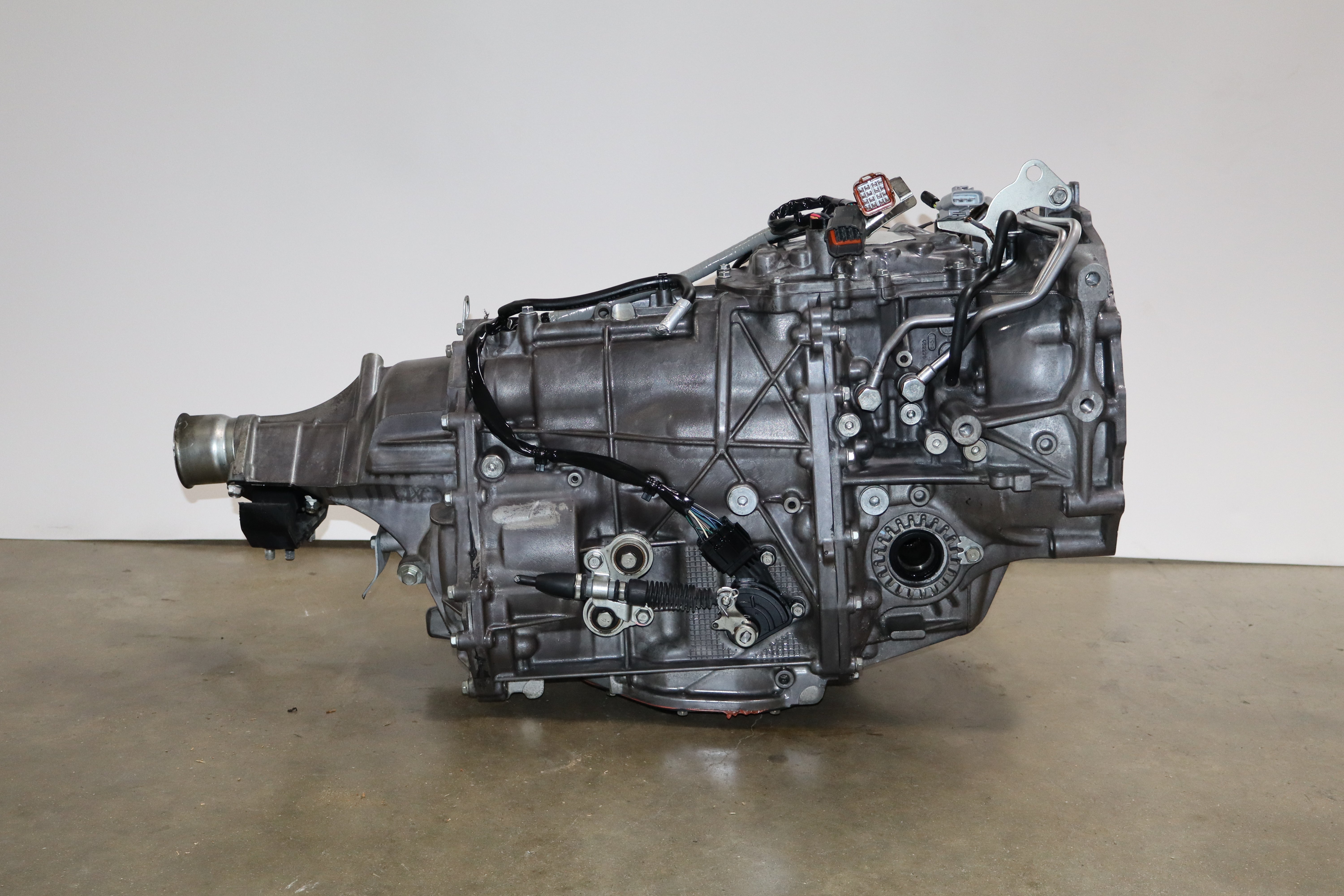 JDM 2013-2017 Subaru Legacy Outback CVT Automatic Transmission 2.5L FB25 & Rear Differential