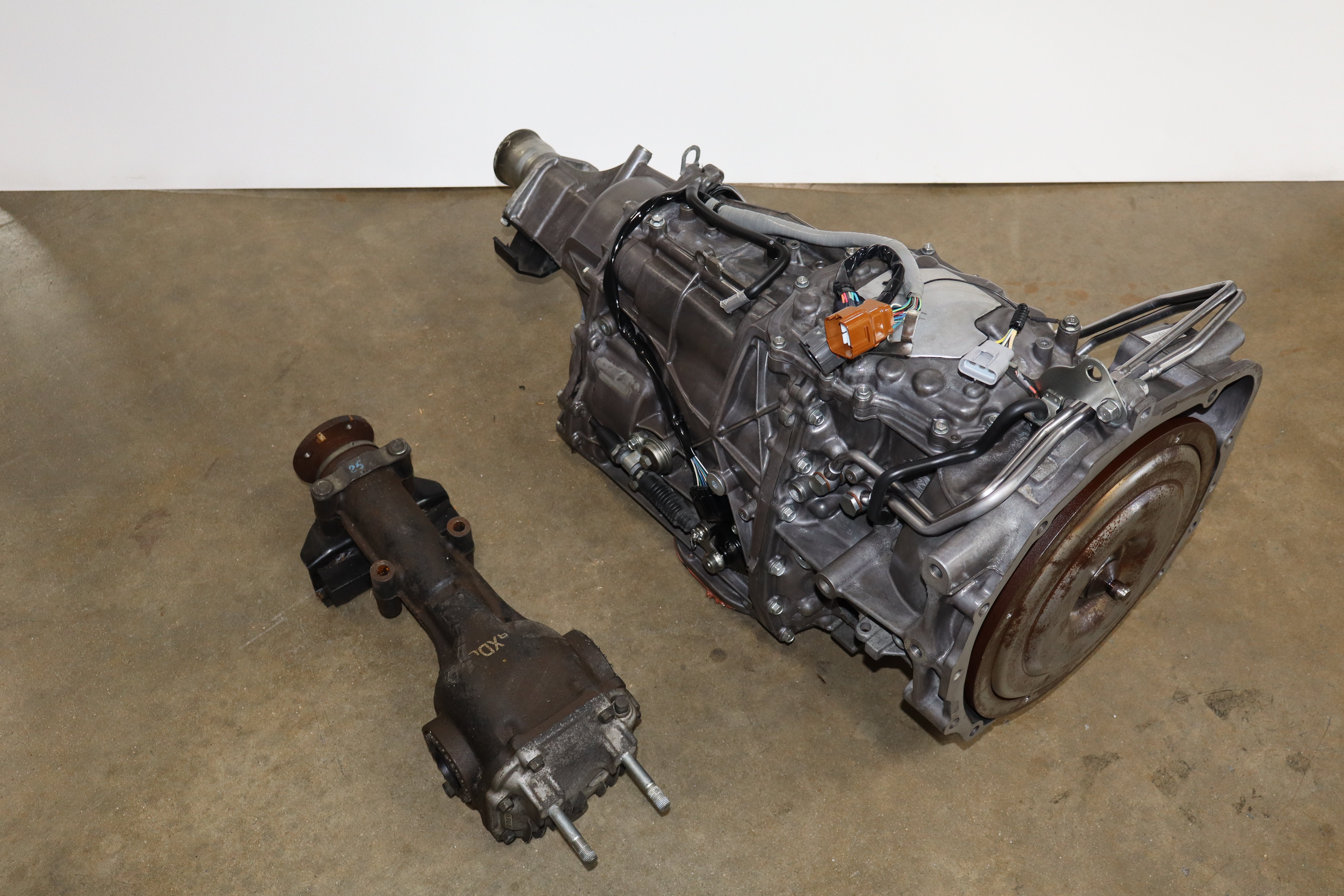 JDM 2013-2017 Subaru Legacy Outback CVT Automatic Transmission 2.5L FB25 & Rear Differential