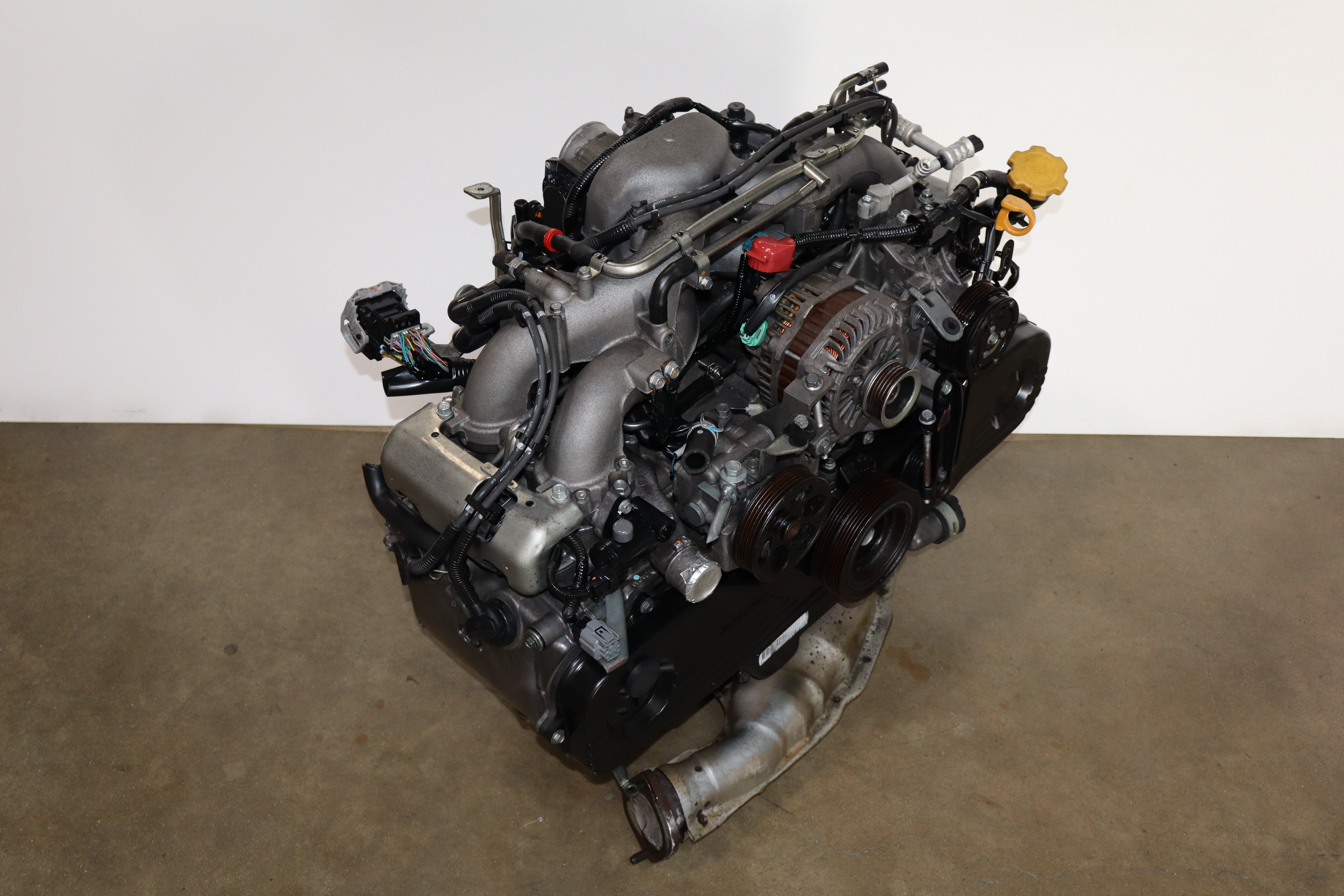 JDM 1999-2005 Subaru Legacy Outback EJ203 2.0L SOHC Replacement For 2.5L Engine