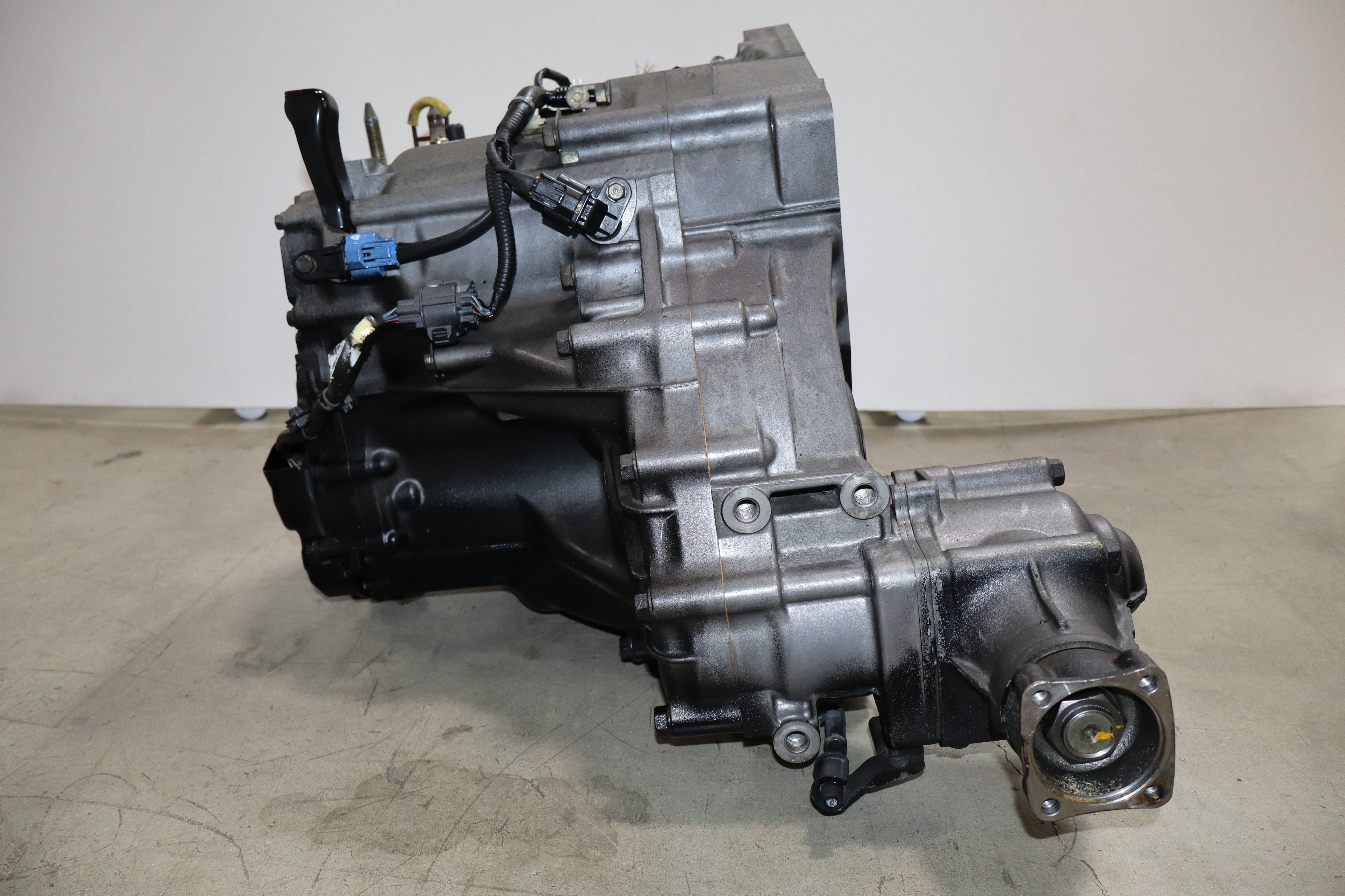 2002-03-04 HONDA CR-V AWD Automatic 2.4L 4-Speed Transmission JDM K24A