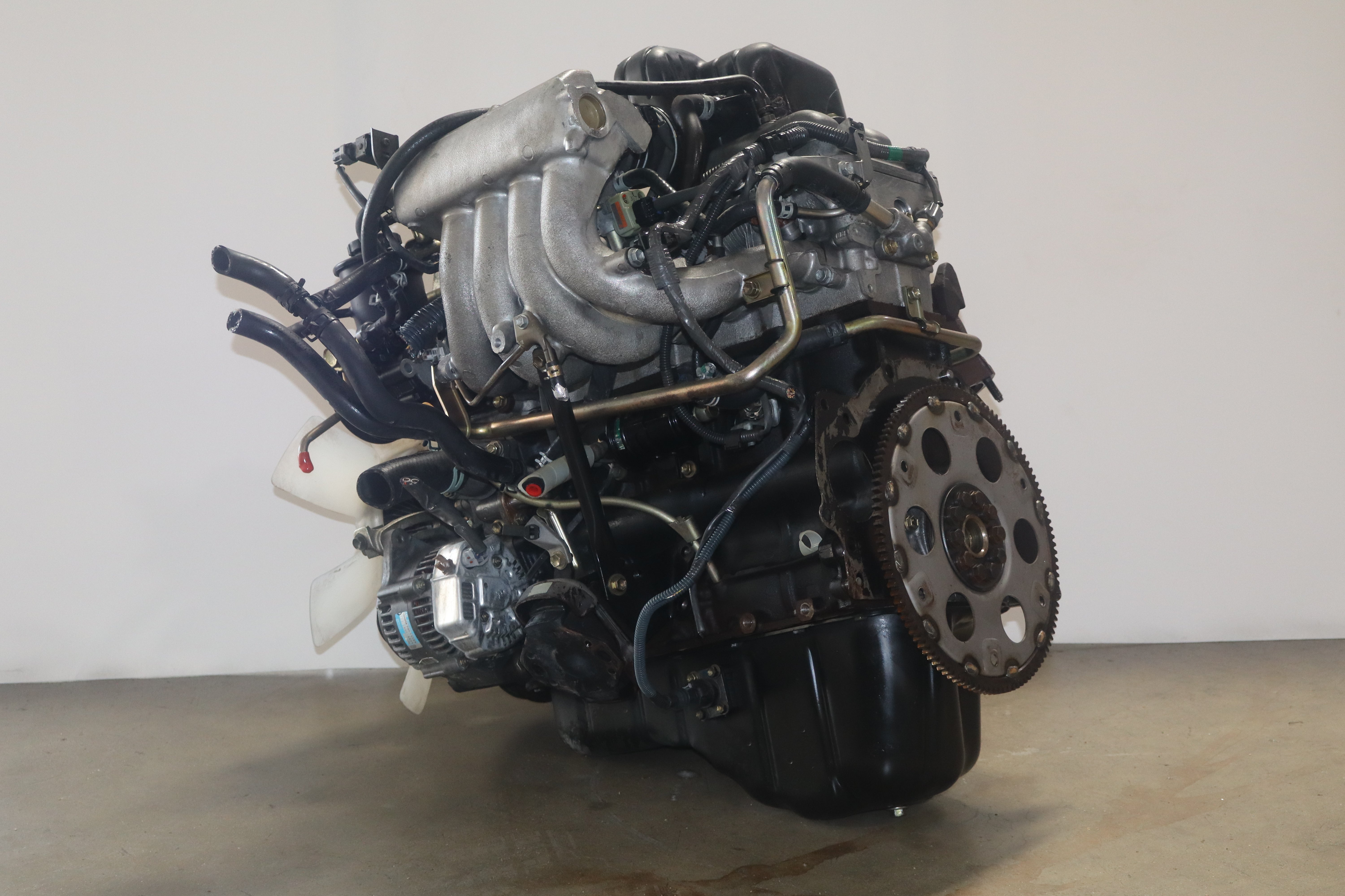 1995-2000 Toyota Tacoma JDM 3RZ-FE Engine 2.7L Distributor Type