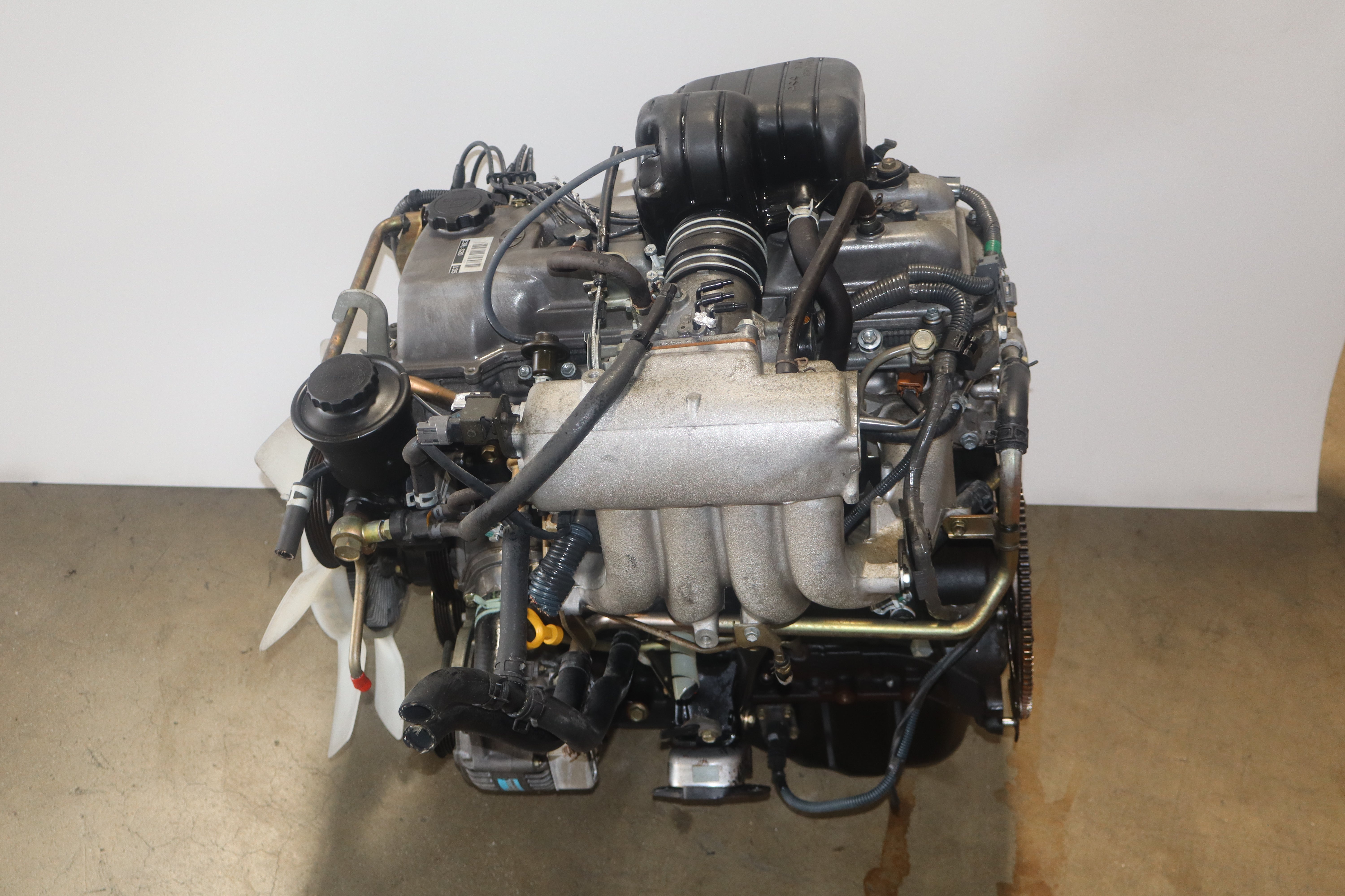 1995-2000 Toyota Tacoma JDM 3RZ-FE Engine 2.7L Distributor Type